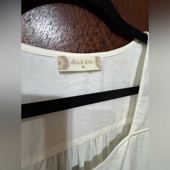 Altar’d State Elegant creamy White Women's Top 3/4 sleeves size medium - Picture 2 of 7